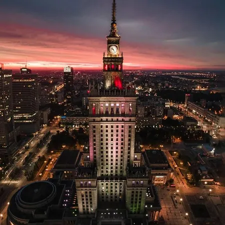 Apartman 2 Wifi 300mbs 70'tv Netflix Hbo Max Apple Varsó