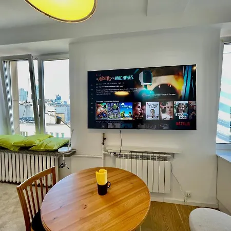 2 Wifi 300mbs 70'tv Netflix Hbo Max Apple شقة